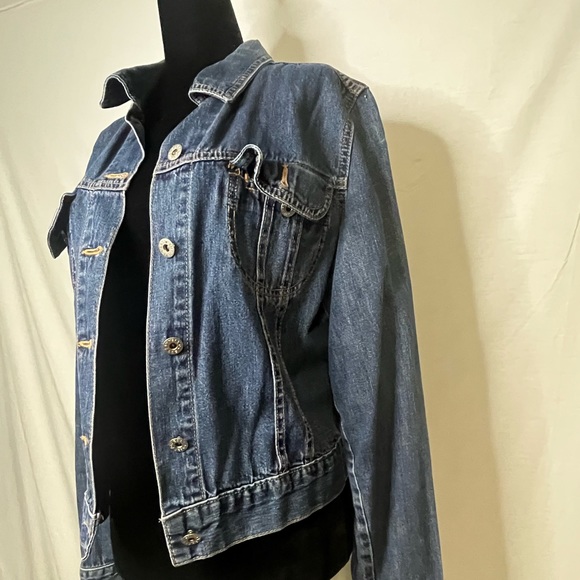 *****SOLD*******Guess blue Jean jacket - Picture 3 of 8